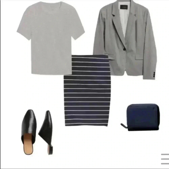 Banana Republic Cotton Crew Neck T-Shirt - Picture 2 of 5